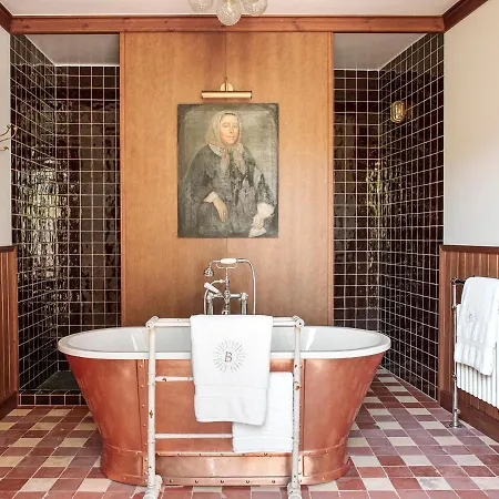 La Bionda - Adults Only 4*