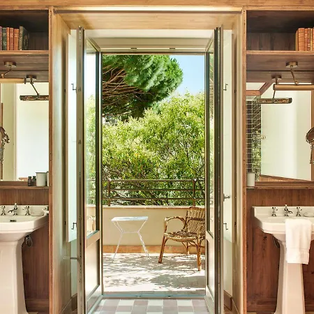 La Bionda - Adults Only 4* בגור
