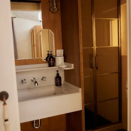 La Bionda - Adults Only 4*