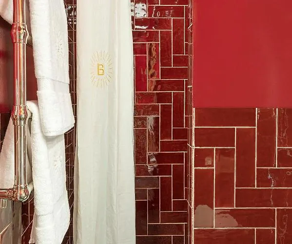 La Bionda - Adults Only