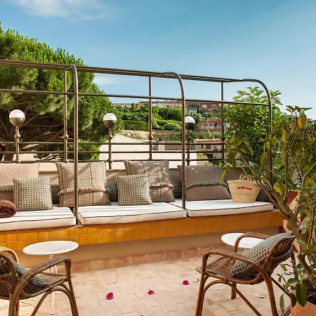 La Bionda - Adults Only